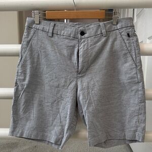 Lululemon Athletica Men's Light Gray Flat Front Shorts